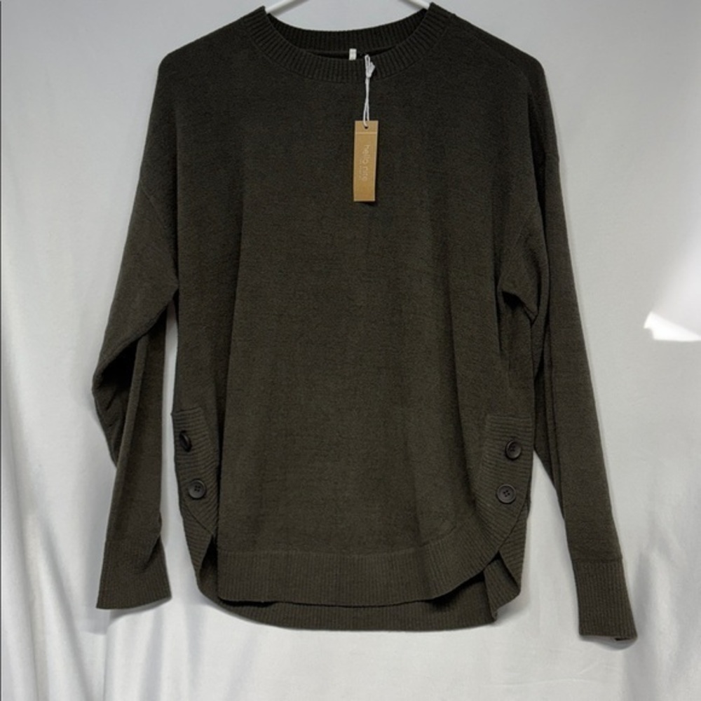 Hello Night Los Angeles Kale long sleeve plush button side sweater S